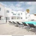Casa Ocean Bliss; 2-bed Apt. In Perfect Location! アパート プエルト・デル・カルメン