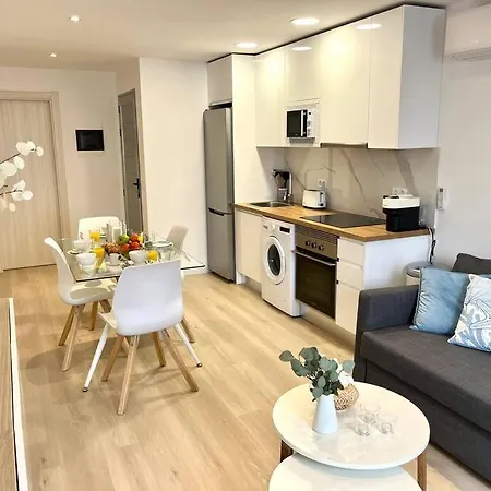 Casa Ocean Bliss - 2 Bedroom On Rociega 35 Complex - Perfect Location Near Casino And Puerto del Carmen (Lanzarote)