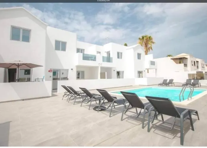 Casa Ocean Bliss; 2-bed Apt. In Perfect Location! Apartment Puerto del Carmen (Lanzarote)
